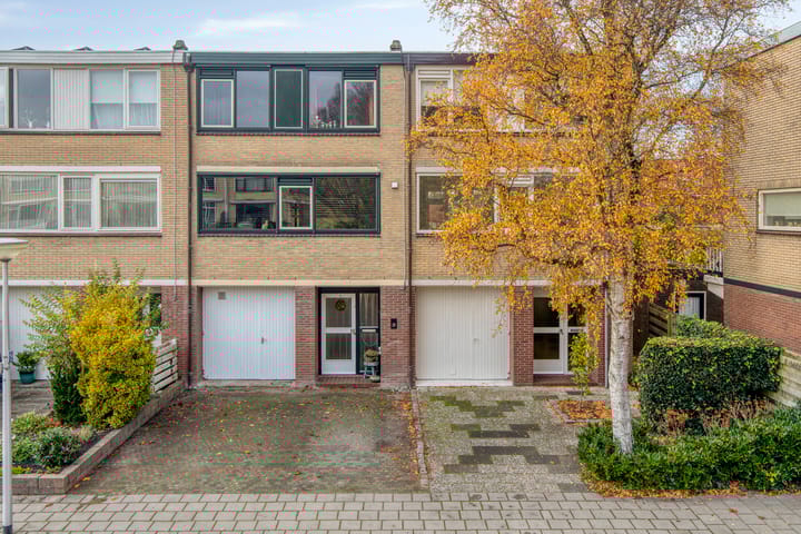 Foto van woning Waalhavenstraat 18, Oud-Beijerland