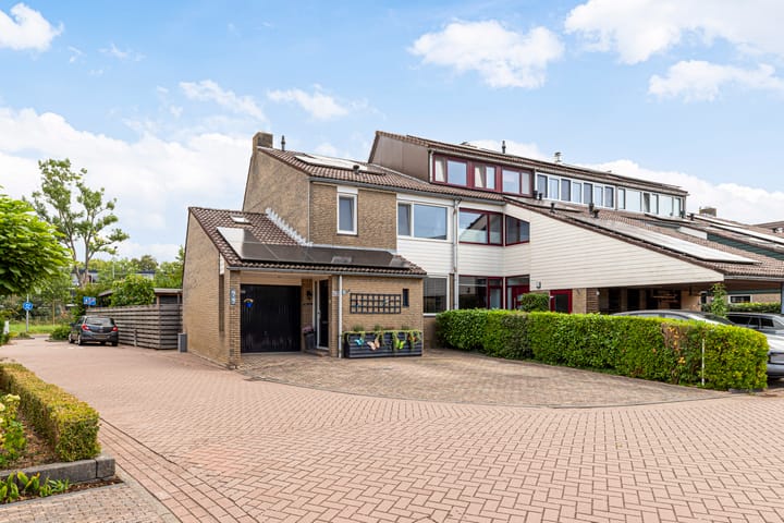 Photo of property Waaloord 61, Woerden