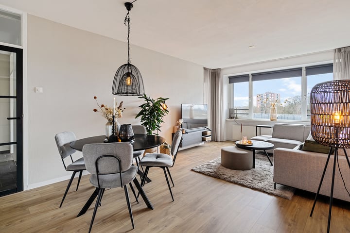 Photo of property Waalstraat 137, Enschede
