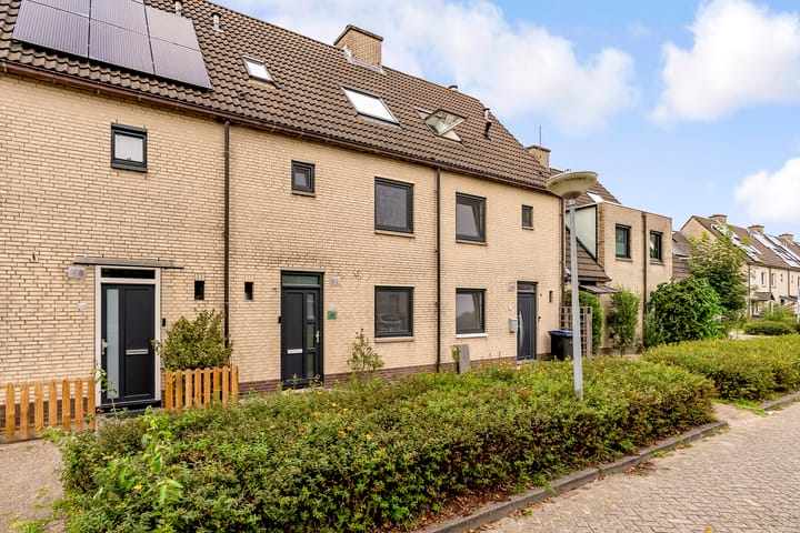 Waalstraat 151 in Almere foto