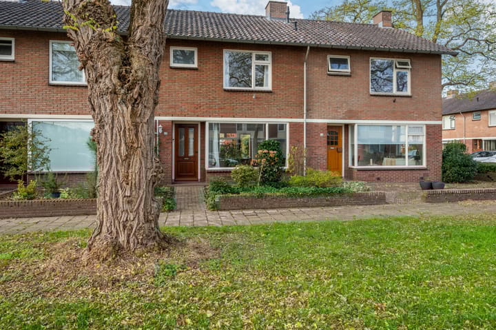 Photo of property Waalstraat 22, Apeldoorn