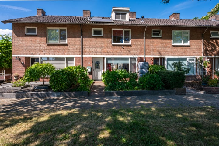 Photo of property Waalstraat 26, Apeldoorn