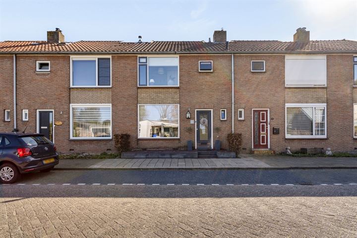 Waalstraat 43 in Sliedrecht