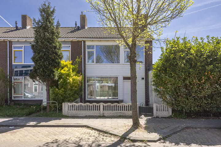 Waalstraat 91A in Beverwijk