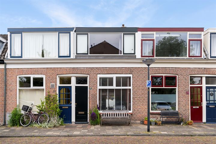 Waardstraat 27 in Leiden