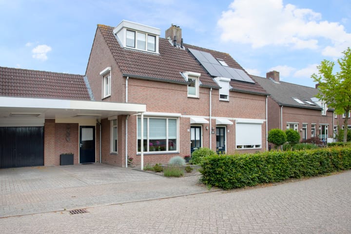 Wagenmaker 26 in Oost West en Middelbeers
