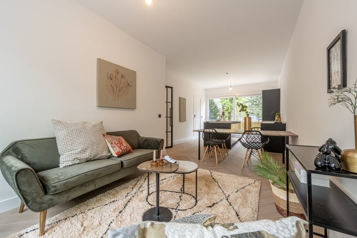 Photo of property Walchersestraat 32A, Rotterdam