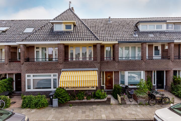 Waldeck Pyrmontlaan 15 in Overveen