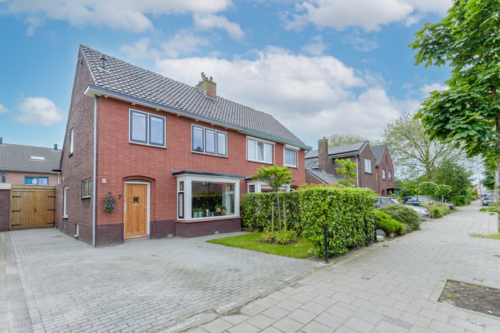 Waldeck Pyrmontstraat 7 in Maasdijk