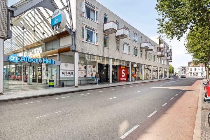 Photo of property Walstraat 198, Vlissingen