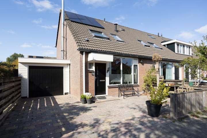 Photo of property Walstro 70, Sneek