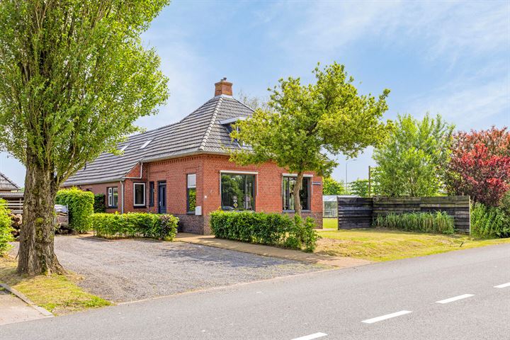 Warfhuisterweg 12 in Wehe-den Hoorn