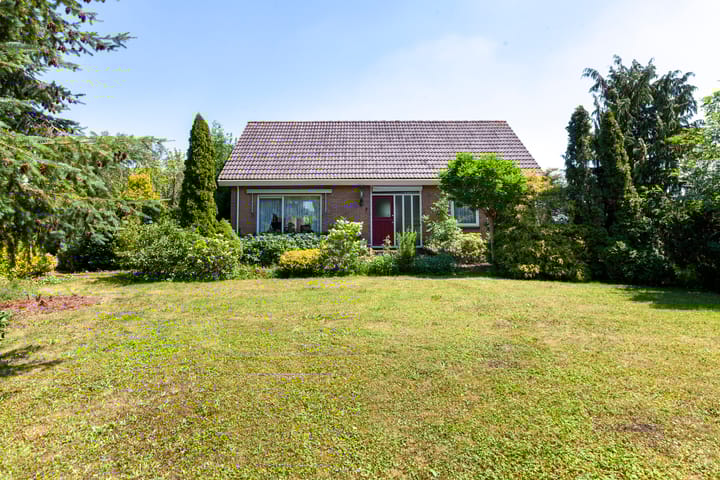 Photo of property Warmoeskade 7, Boskoop
