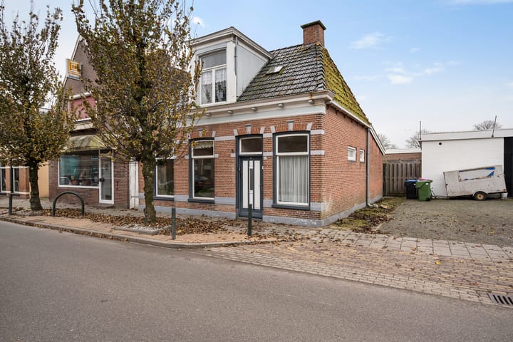 Photo of property Warmoesstraat 22, St.-Annaparochie