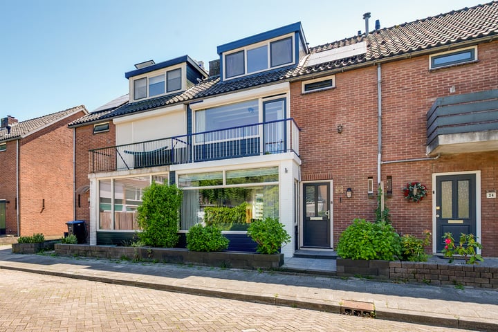 Warmoeziershof 26 in Hendrik-Ido-Ambacht