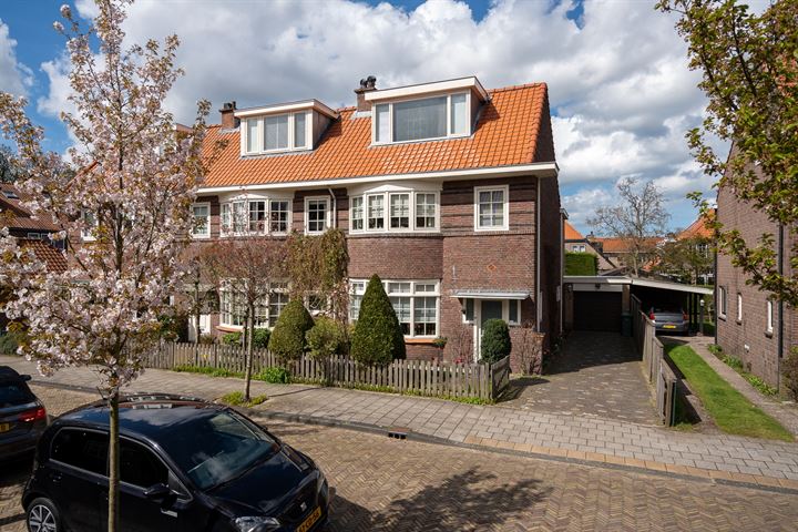 Wassenaerstraat 14 in Wassenaar foto