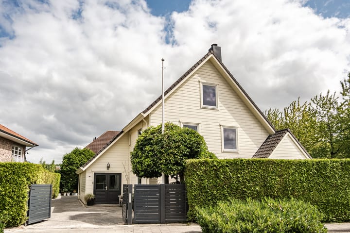 Photo of property Waterlinie 36, Vijfhuizen