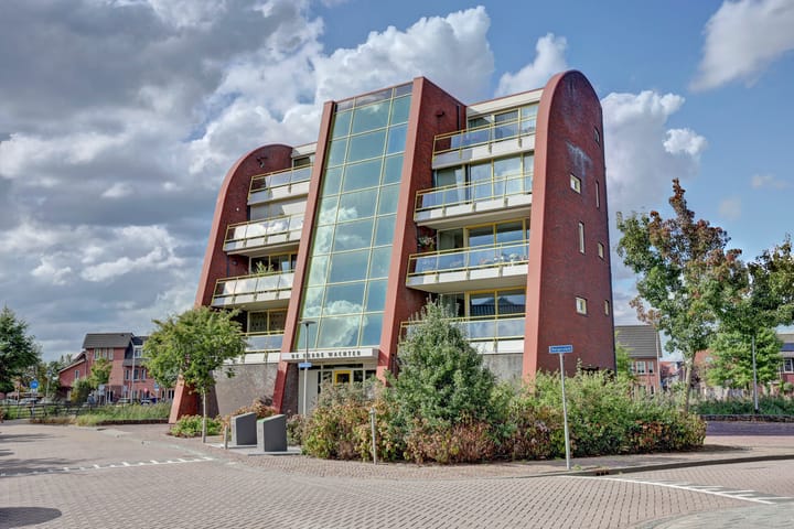 Watermunt 42 in Hendrik-Ido-Ambacht