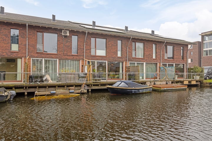 Waterryck 5 in Roelofarendsveen