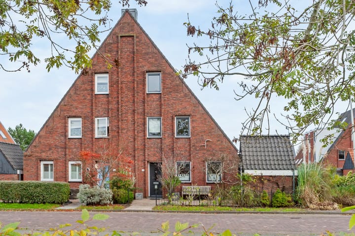 Waterweegbree 34 in 's-Gravenhage Foto