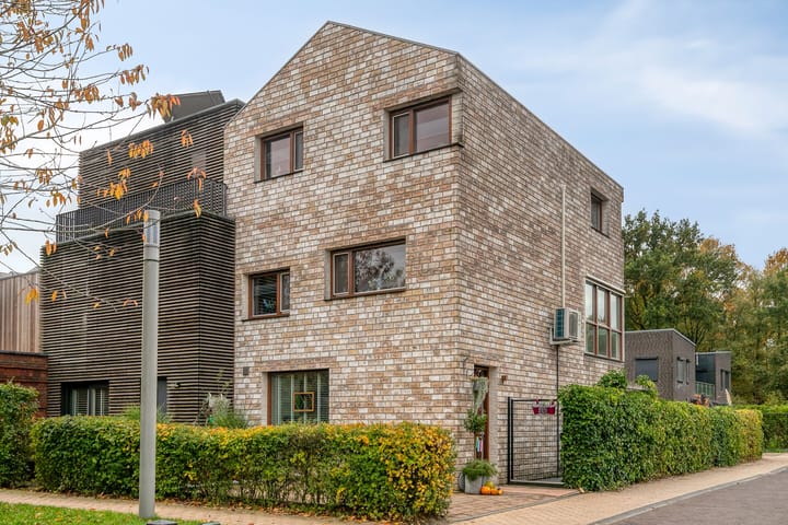 Photo of property Waterwereld 74, Eindhoven