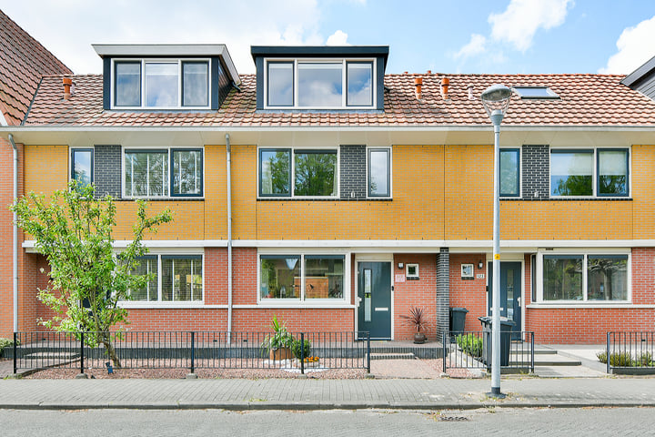 Wayesteinsingel 125 in Nieuw-Vennep