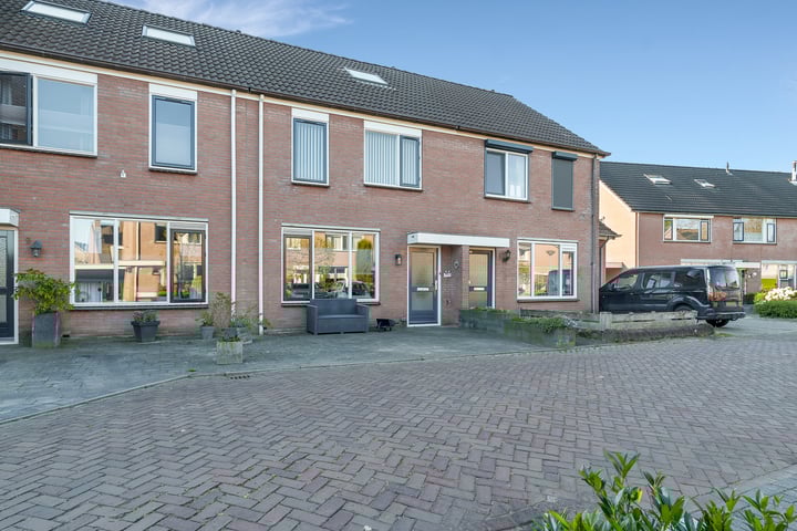Photo of property Weegbree 11, Nijverdal