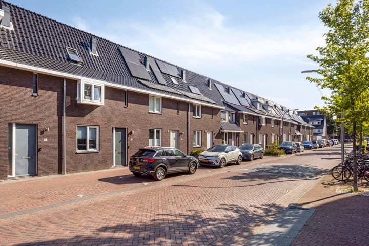 Weegbree 26 in Pijnacker