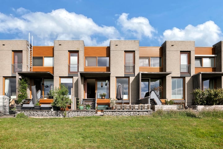 Photo of property Weegbree 35, Heerhugowaard
