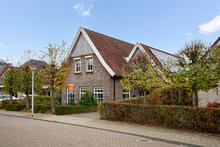 Photo of property Weemselo 16, Losser