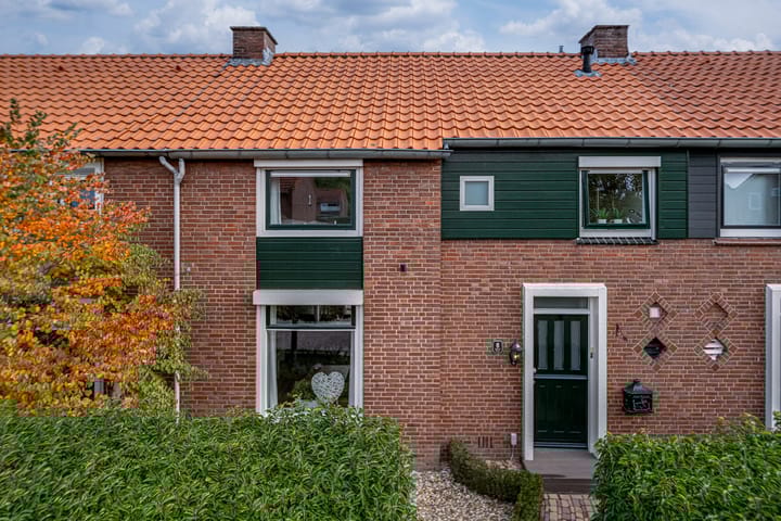 Weemstraat 6 in Beek