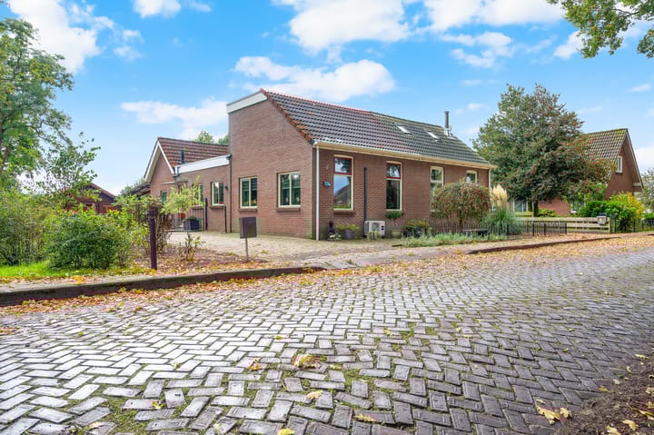Weerdingerkanaal ZZ 67 in Nieuw-Weerdinge