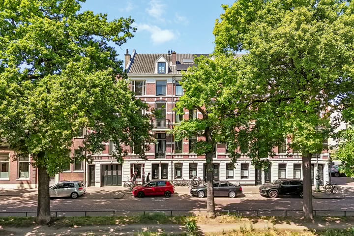 Weerdsingel O.Z. 80-BS in Utrecht
