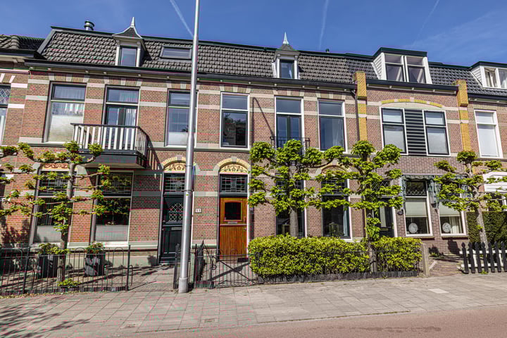 Weeresteinstraat 91 in Hillegom