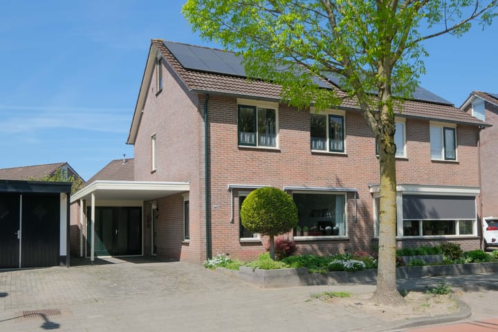 Weerselosestraat 269 in Borne