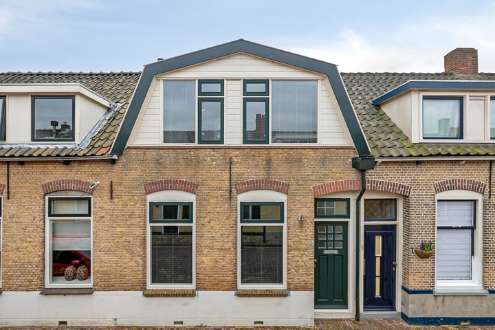 Weeshuisstraat 6 in Sommelsdijk