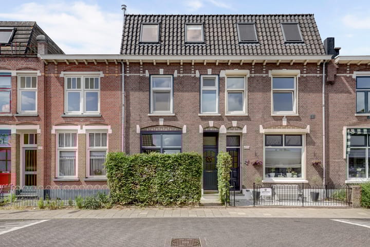 Weg naar Laren 139 in Zutphen