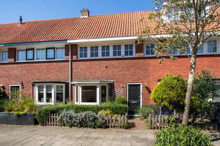 Wegastraat 21 in Hilversum