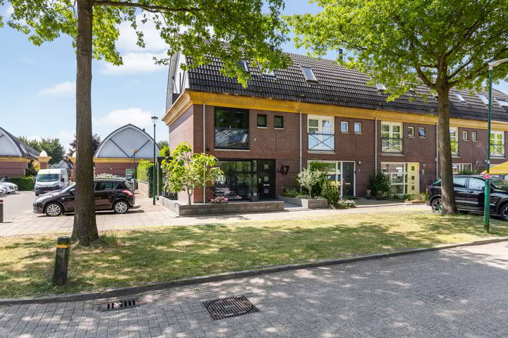 Wegenbouw 47 in Houten