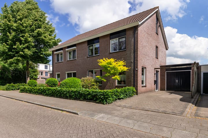 Weidelaan 163 in Raalte