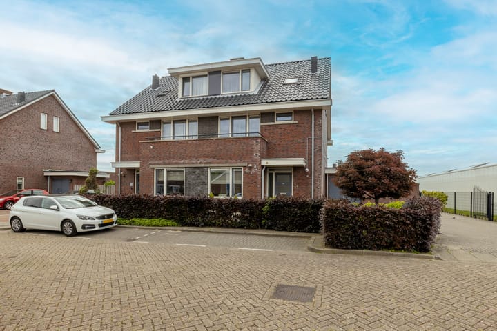 Weideland 24 in Kwintsheul
