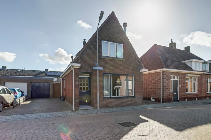 Welhoekstraat 23 in Kruiningen