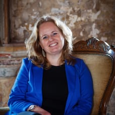 Photo of Wendy Lauffer