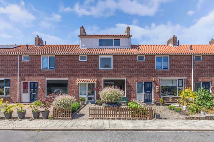 Wenmaekersstraat 17 in Emmeloord