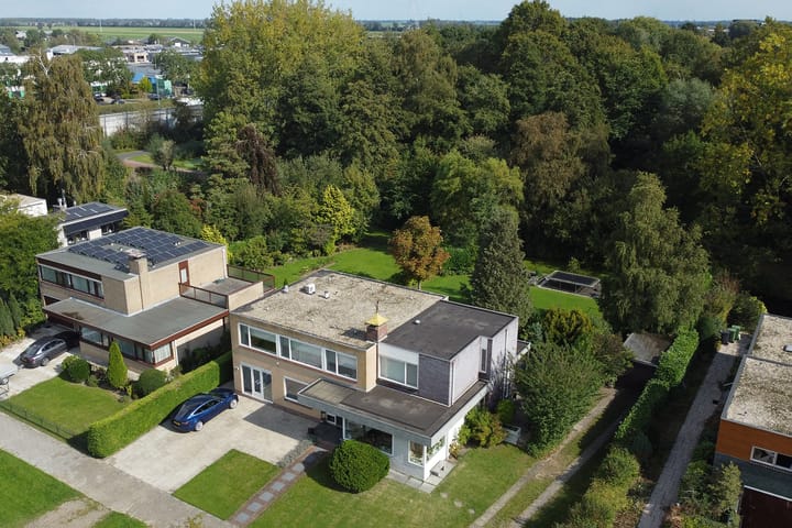 Weresteijn 15 in Sliedrecht foto