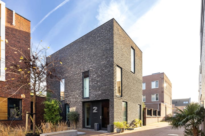 Werf van Montan 2 in Dordrecht foto