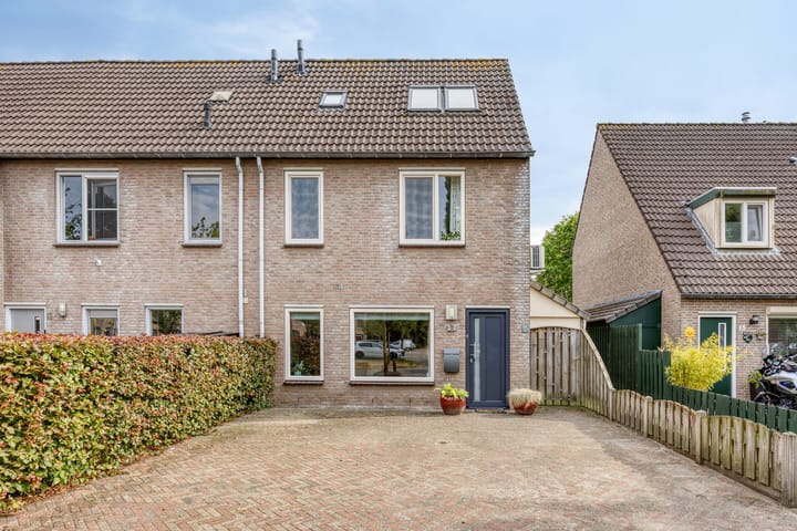 Weserlaan 13 in Son en Breugel