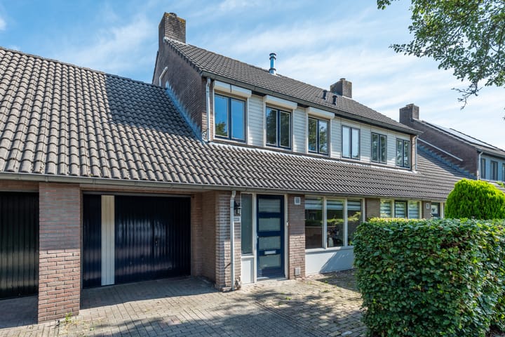 Weserlaan 58 in Son en Breugel