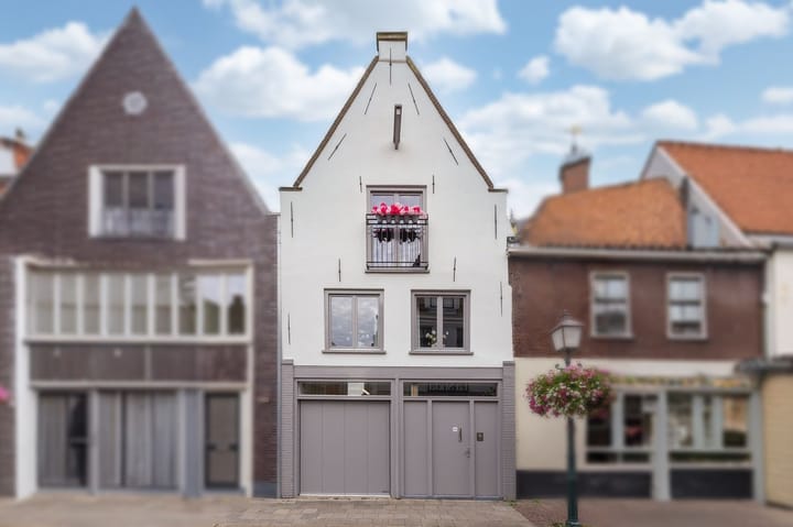 West 45 in Hoorn