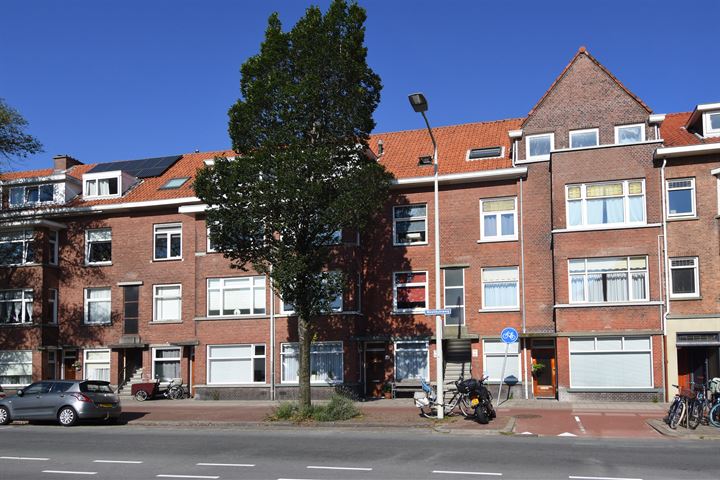 Westduinweg 110 in 's-Gravenhage